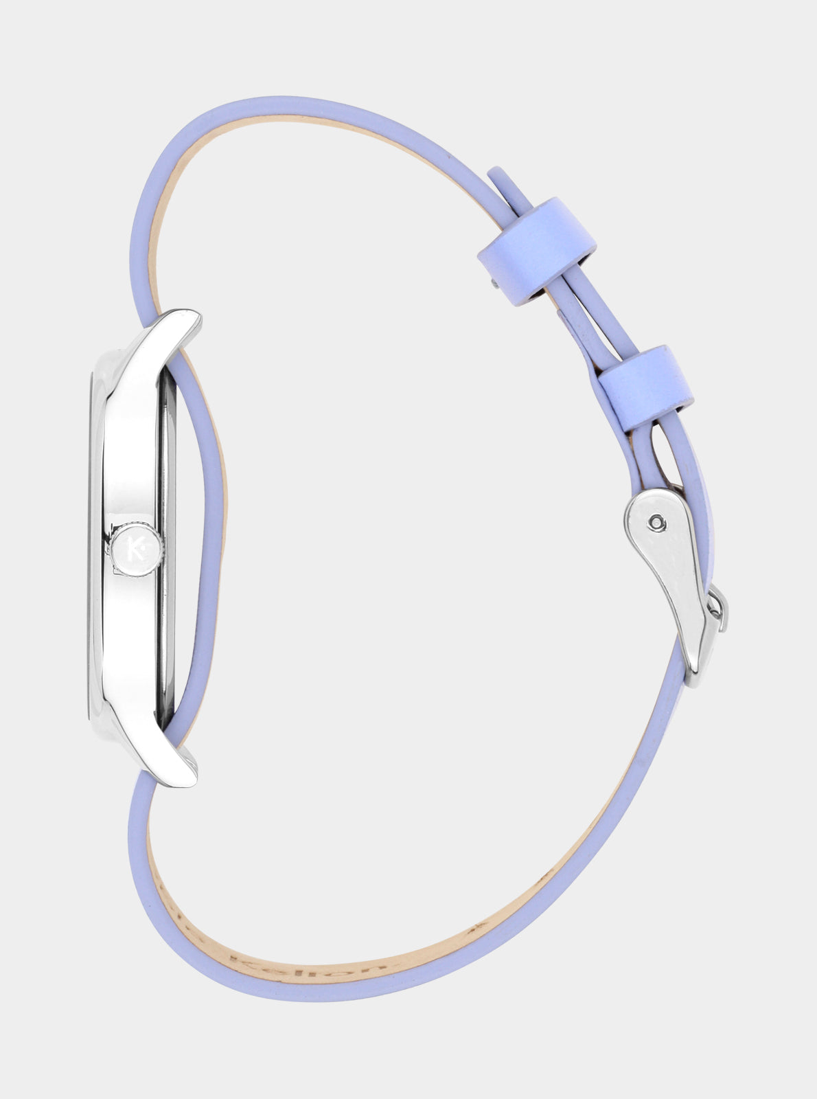 Image of Montre Kelton boîtier argenté et bracelet cuir bleu clair, vue de trois quarts.