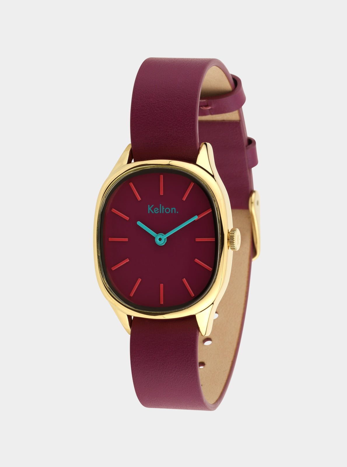 Image of Montre Kelton prune en vue trois-quarts, boîtier doré et bracelet cuir.