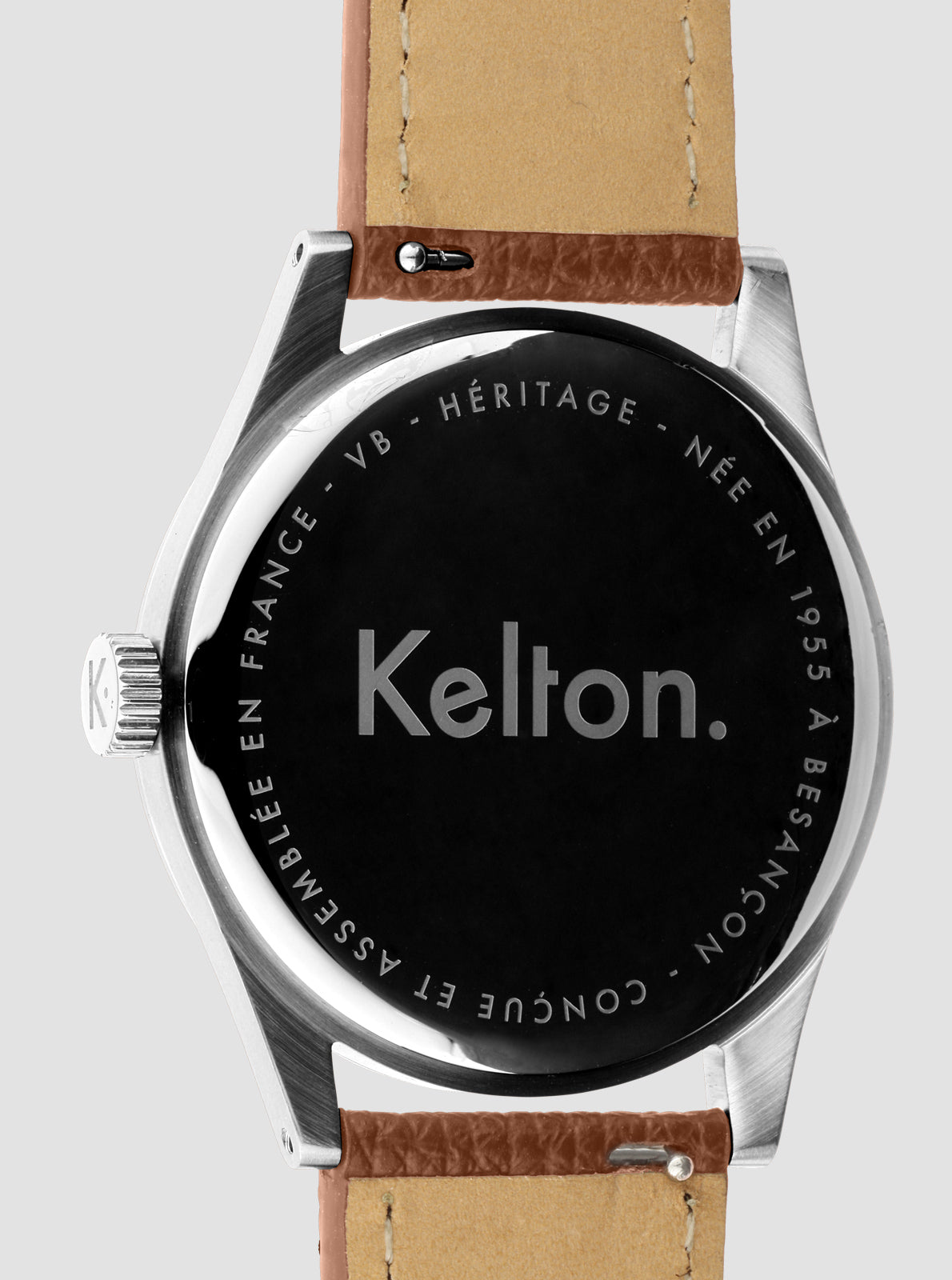 Image of Montre Kelton, fond noir gravé « Kelton », bracelet cuir brun