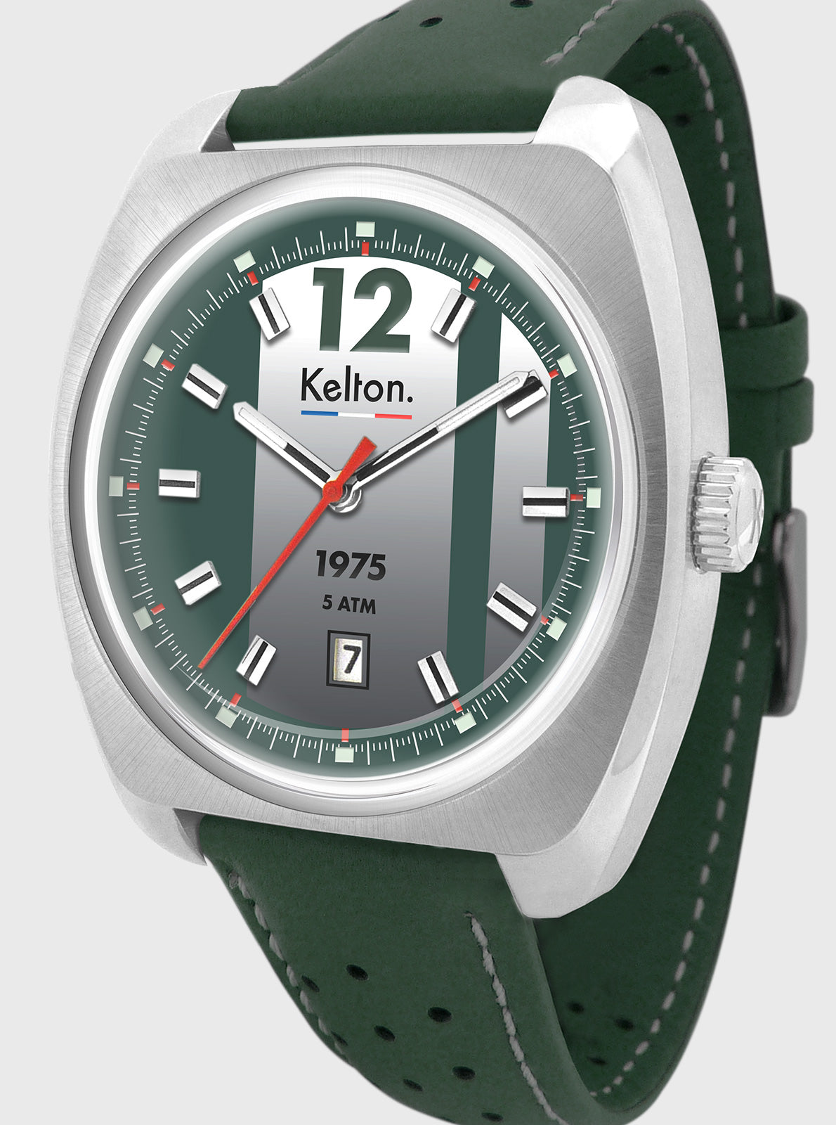Image of Montre Kelton RC 1975 vue rapprochée: boîtier argenté, cadran vert, bracelet cuir vert.
