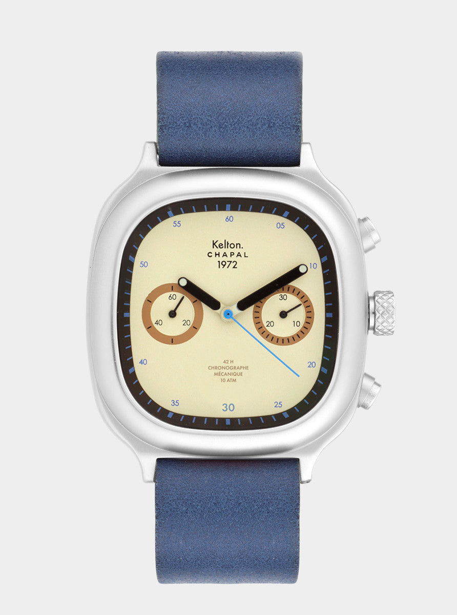 Image of Montre chronographe à cadran beige et bracelet cuir bleu, boîtier argenté