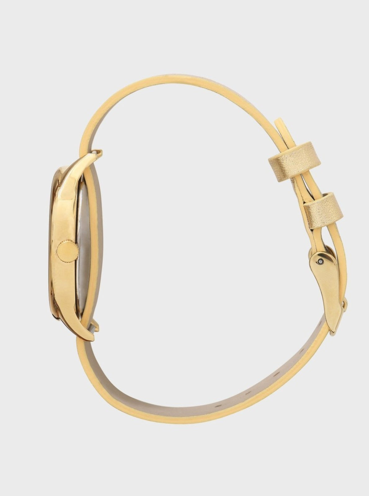 Image of Montre dorée, boîtier et lunette, bracelet cuir beige avec boucle et passants