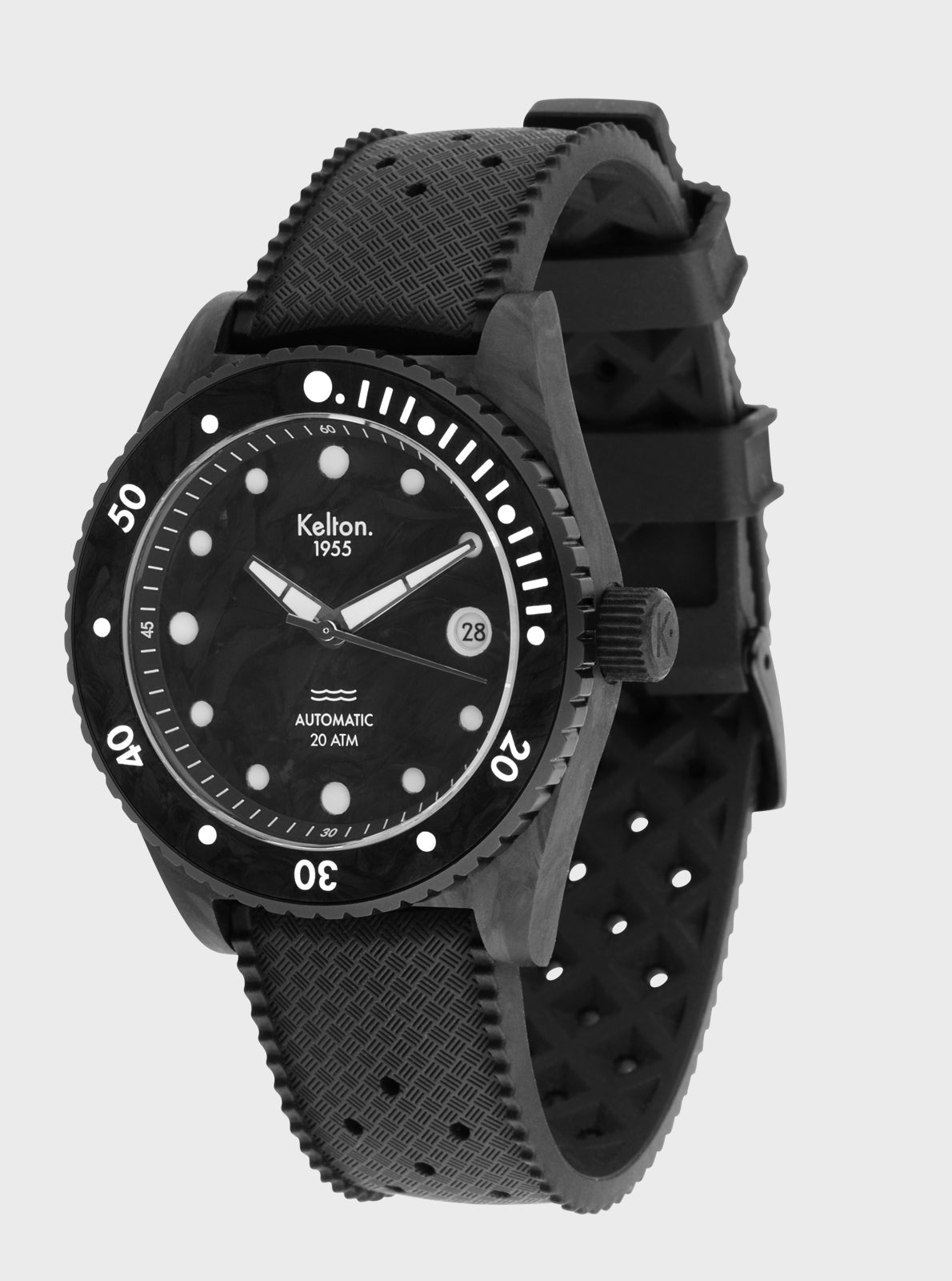 Image of Montre de plongée Kelton noire automatique, lunette noire et bracelet en tissu perforé.