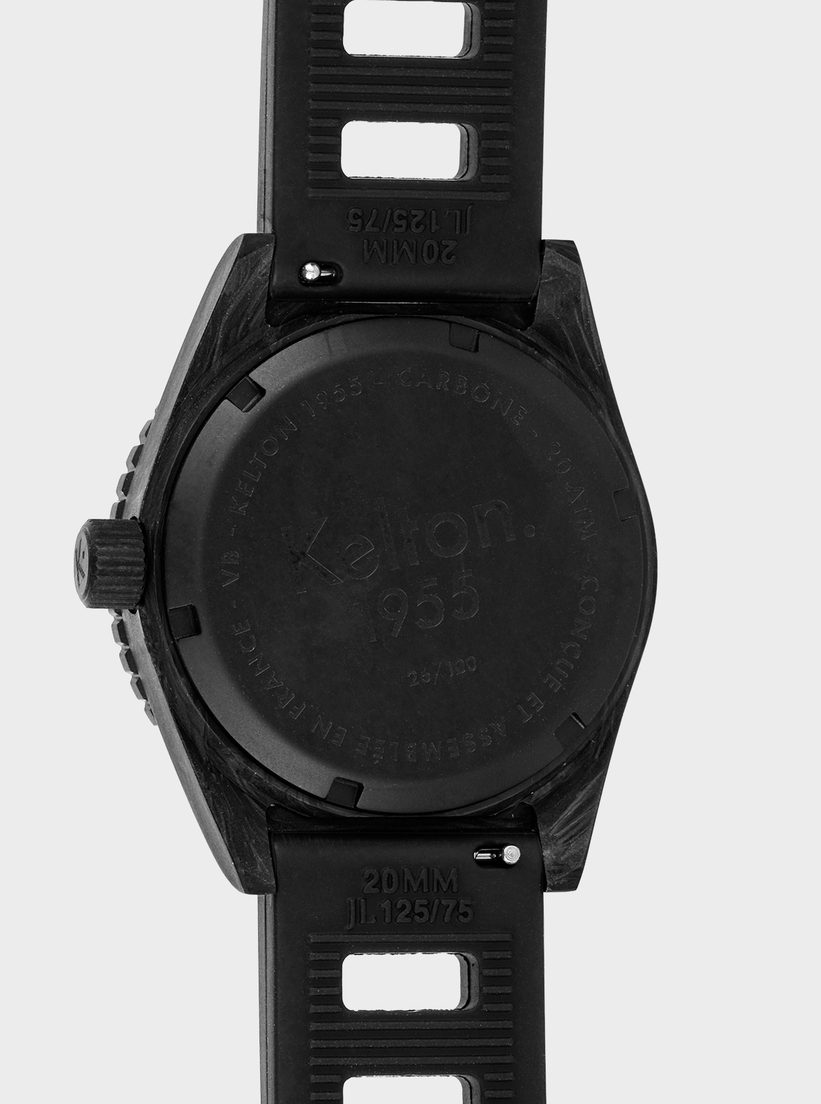 Image of Montre de plongée noire Kelton 1955, face arrière du boîtier avec marquages, bracelet caoutchouc