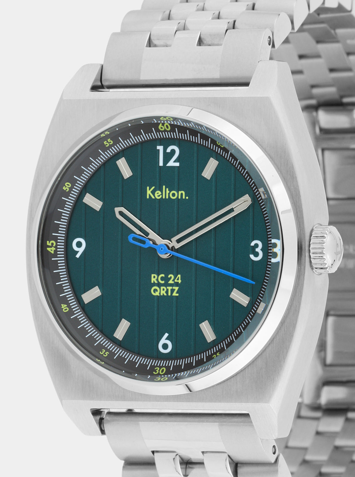 Image of Montre analogique cadran vert foncé, aiguilles bleues, boîtier acier et bracelet jubilee