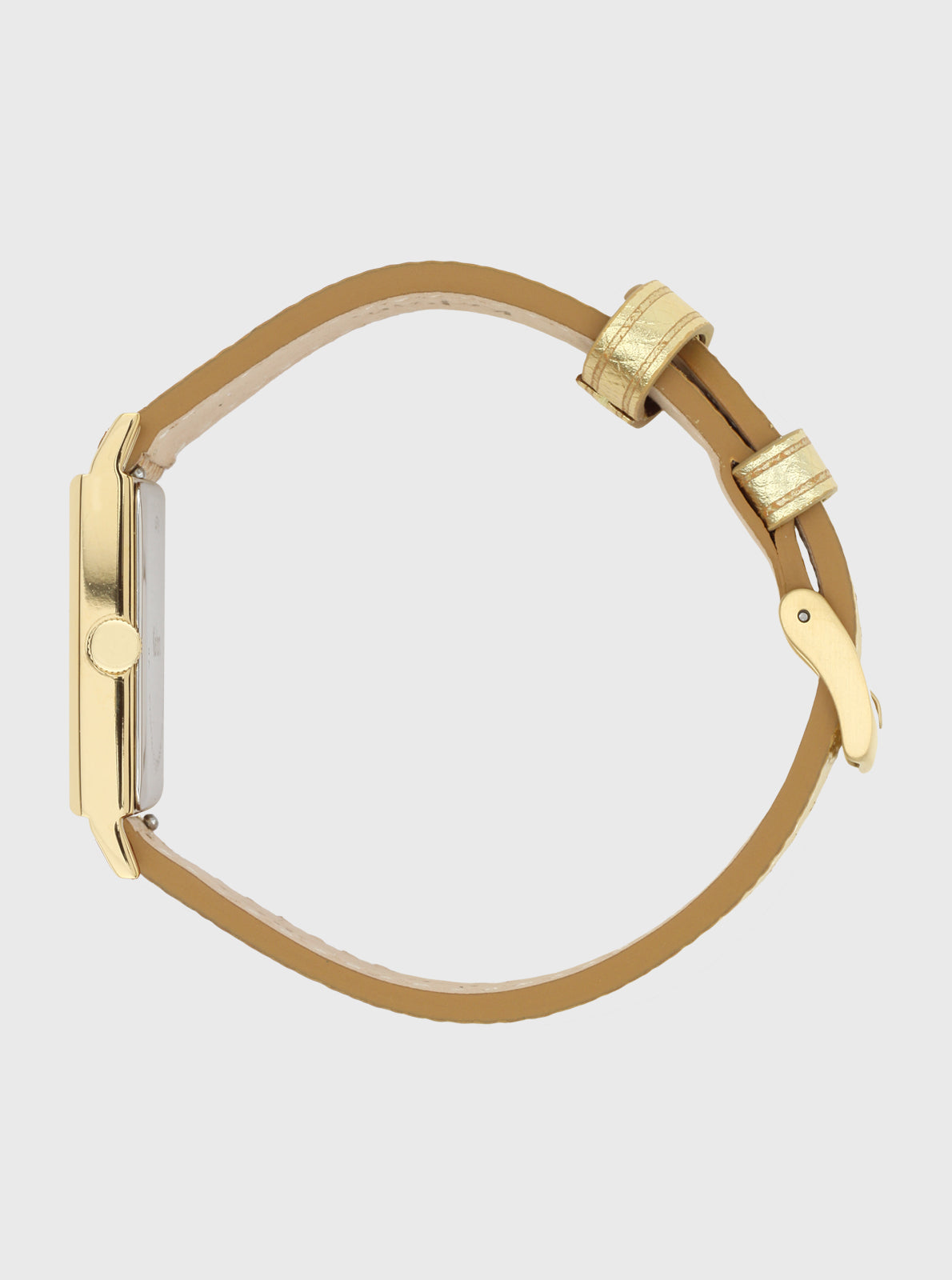 Image of Montre vue de côté : bracelet cuir doré clair, boîtier rectangulaire et couronne