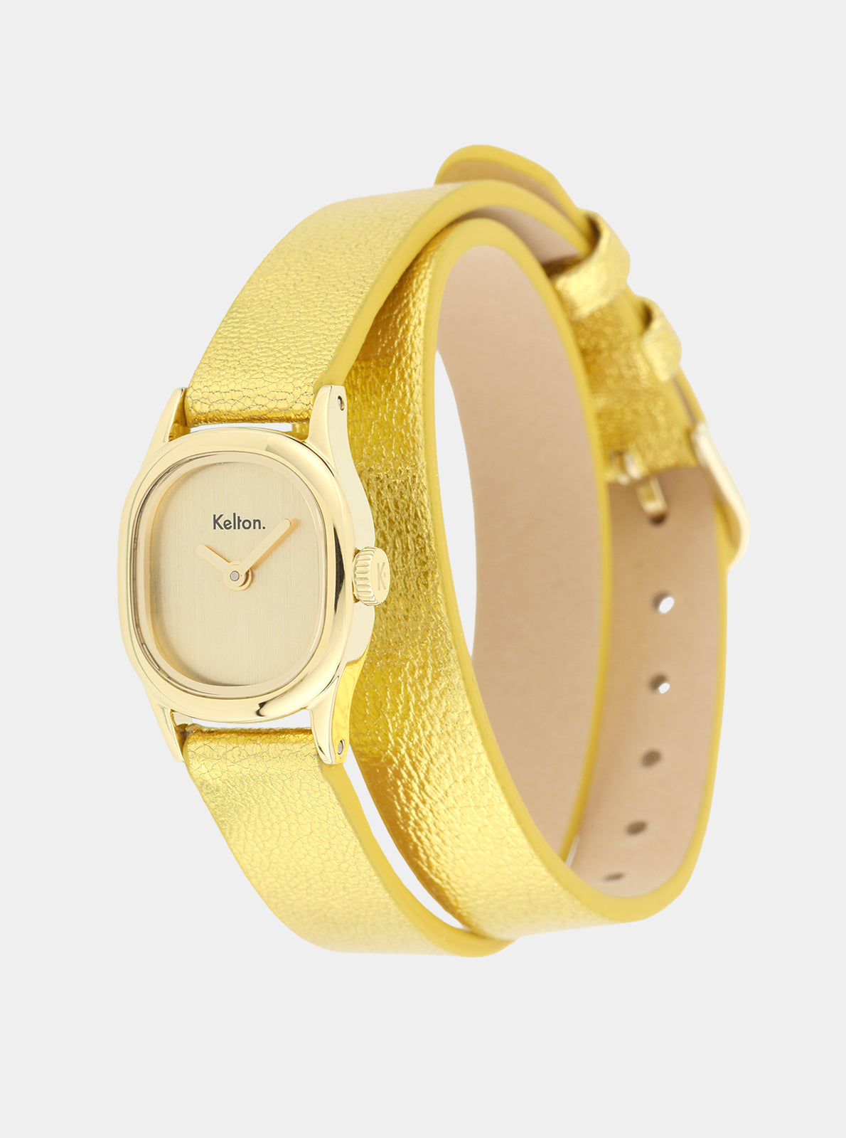 Image of Montre Kelton Minicolo bracelet cuir jaune, vue 3/4 avec fond du boîtier.