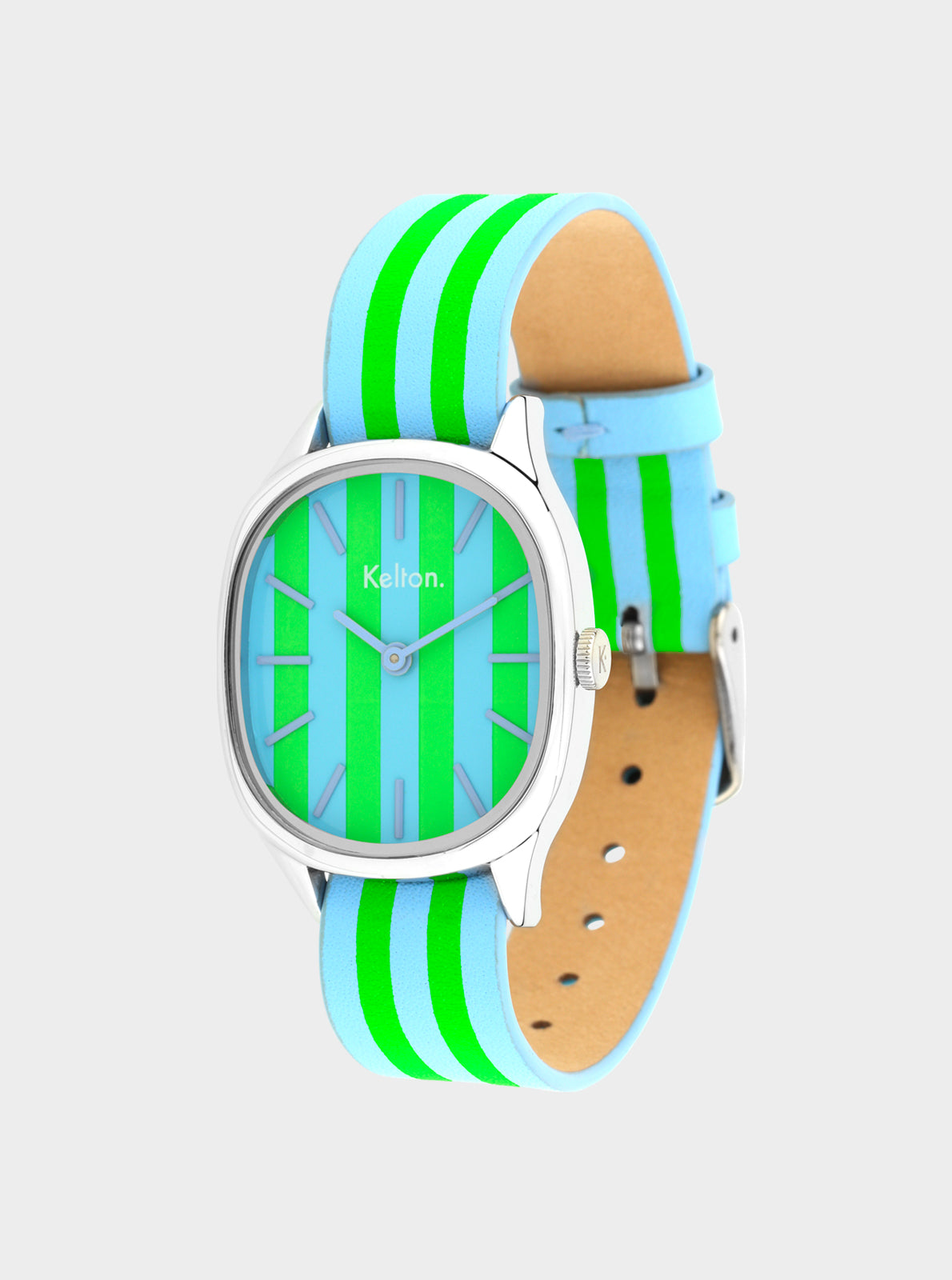 Image of Montre à cadran vert rayé, bracelet bleu ciel avec doublure cuir brun visible.