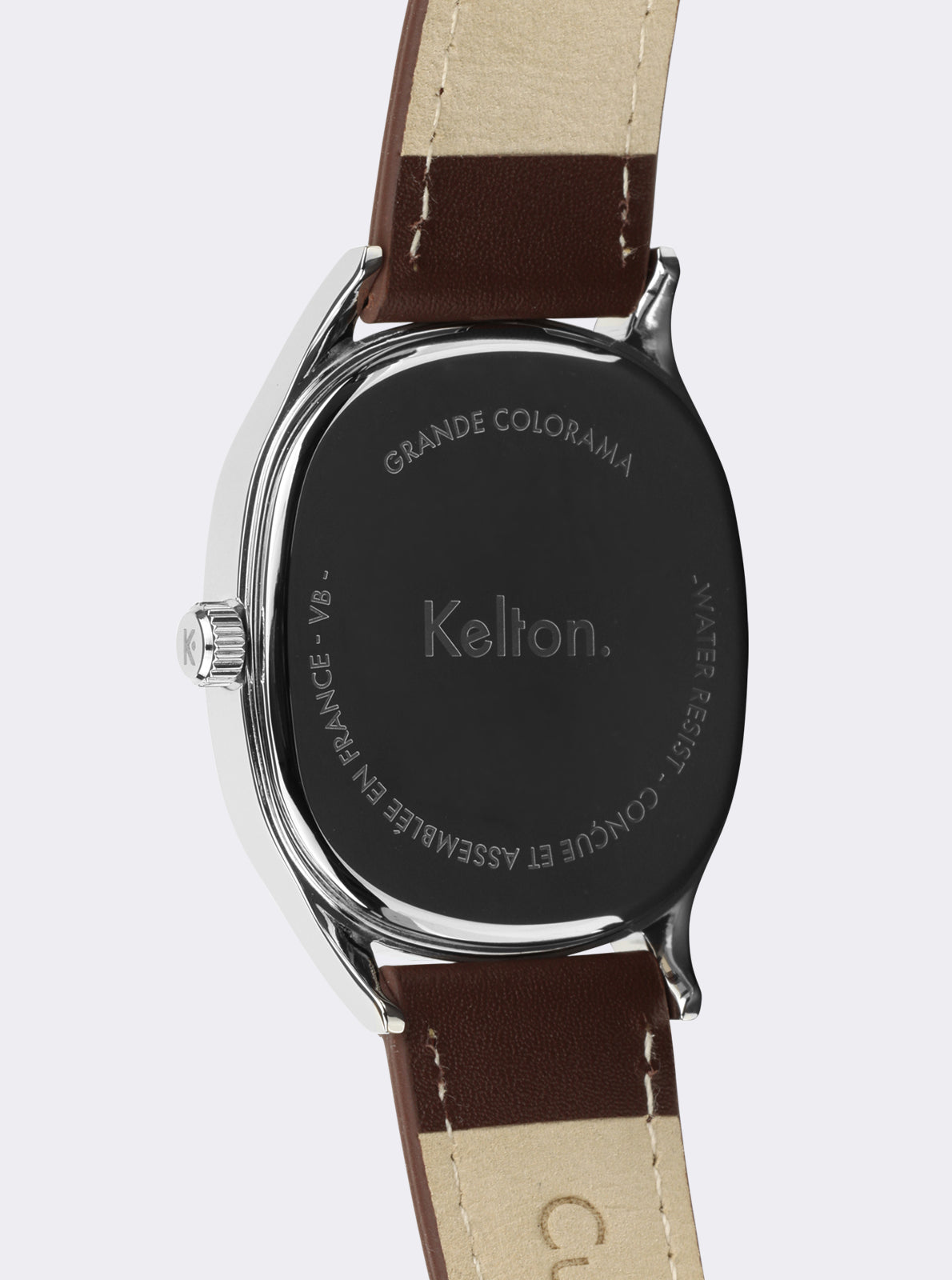 Image of Montre Kelton vue arrière, boîtier argenté et bracelet en cuir brun avec marquage