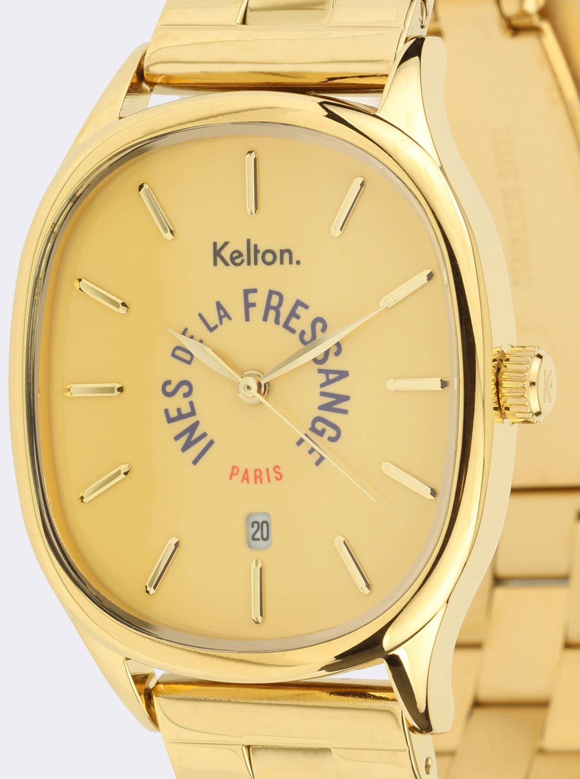 Image of Montre-bracelet dorée, cadran beige avec inscription « LA FRESSANGE », index bâtons