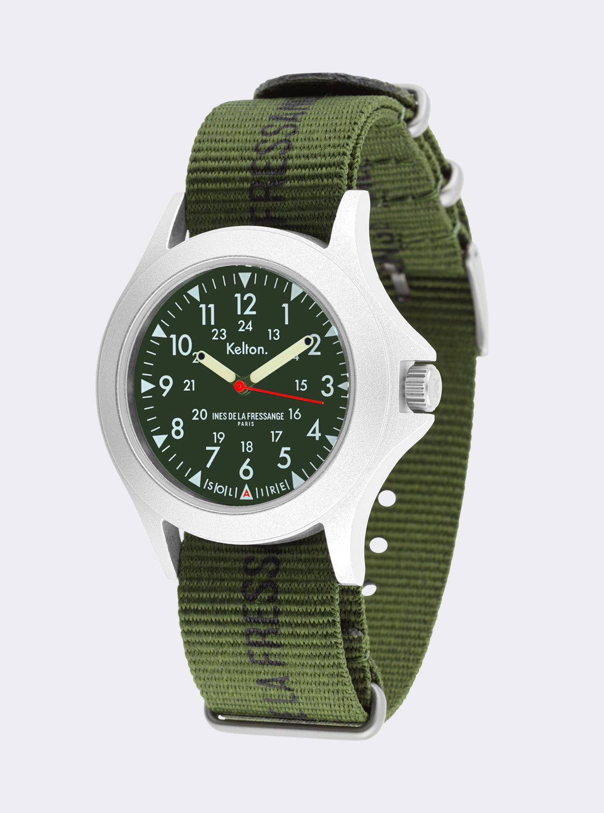 Image of Montre solaire ronde, cadran vert foncé avec aiguilles rouges, bracelet kaki.