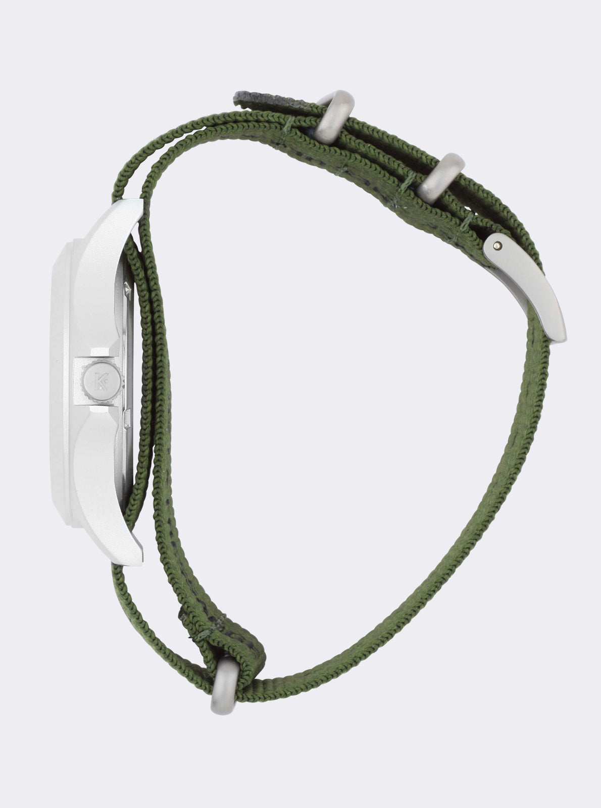 Image of Montre solaire vue arrière partielle : bracelet kaki et boîtier blanc.
