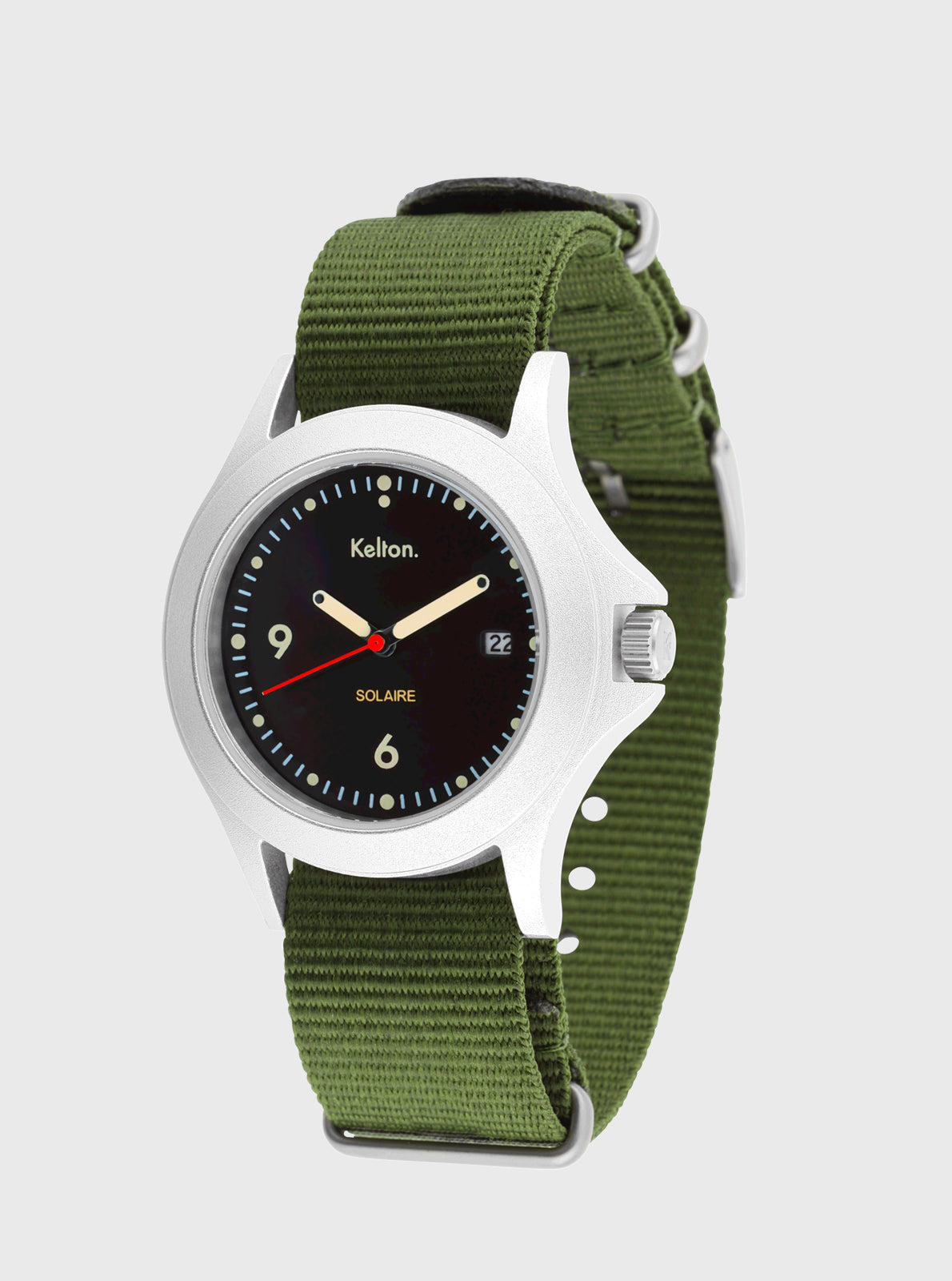 Image of Montre solaire Kelton, cadran noir et bracelet Nato vert kaki, vue trois-quarts