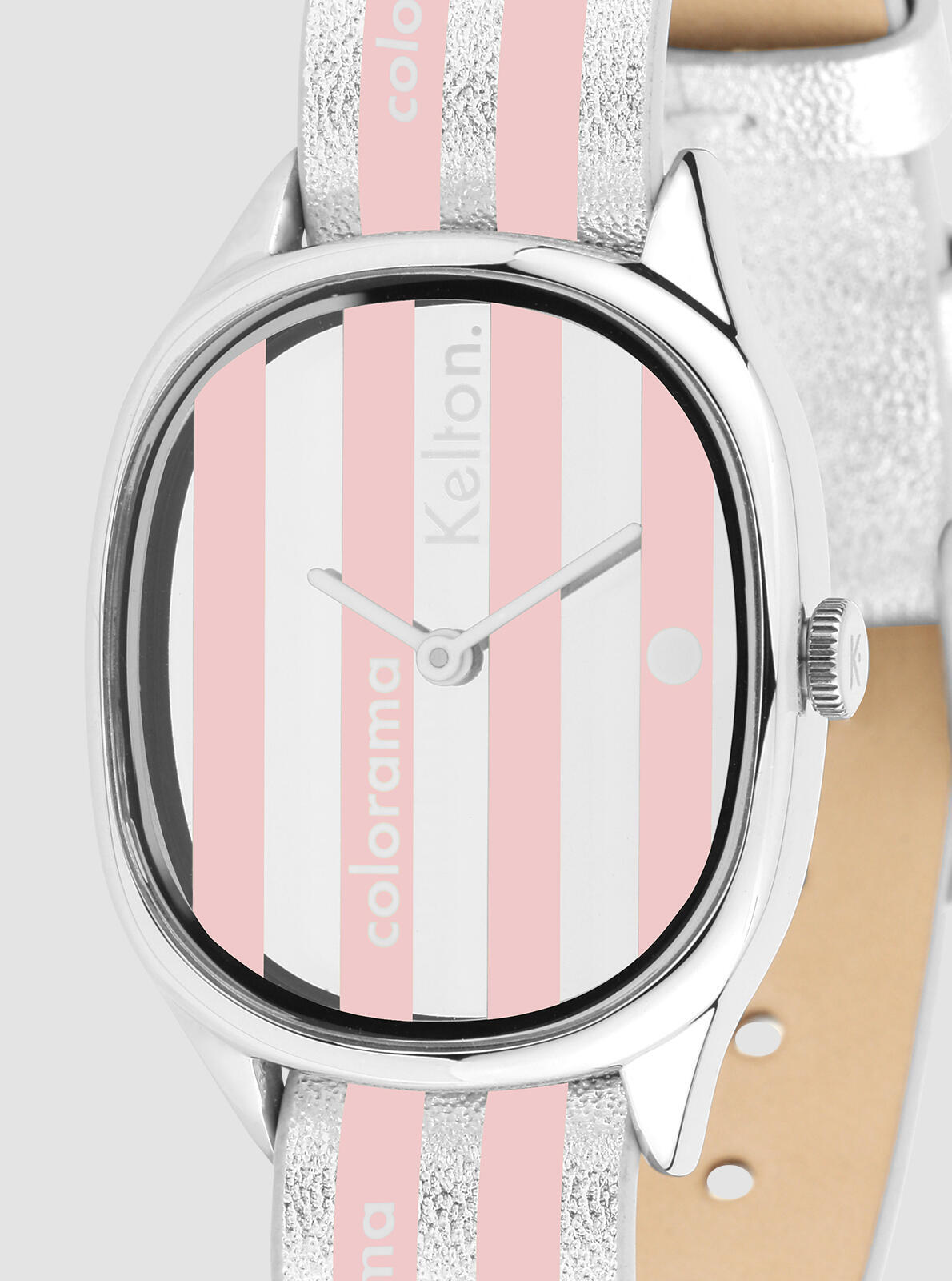 Gros plan cadran Montre Colorama Ray&eacute;e Peau &ndash; montre ray&eacute;e rose et argent&eacute;